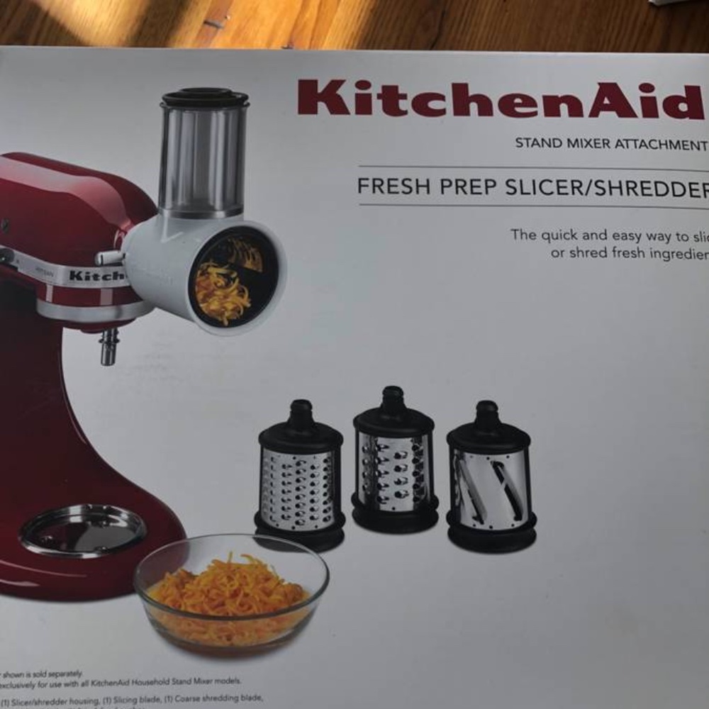 Kitchen Aid Mixer Fresh Prep Slicer/Shredder
